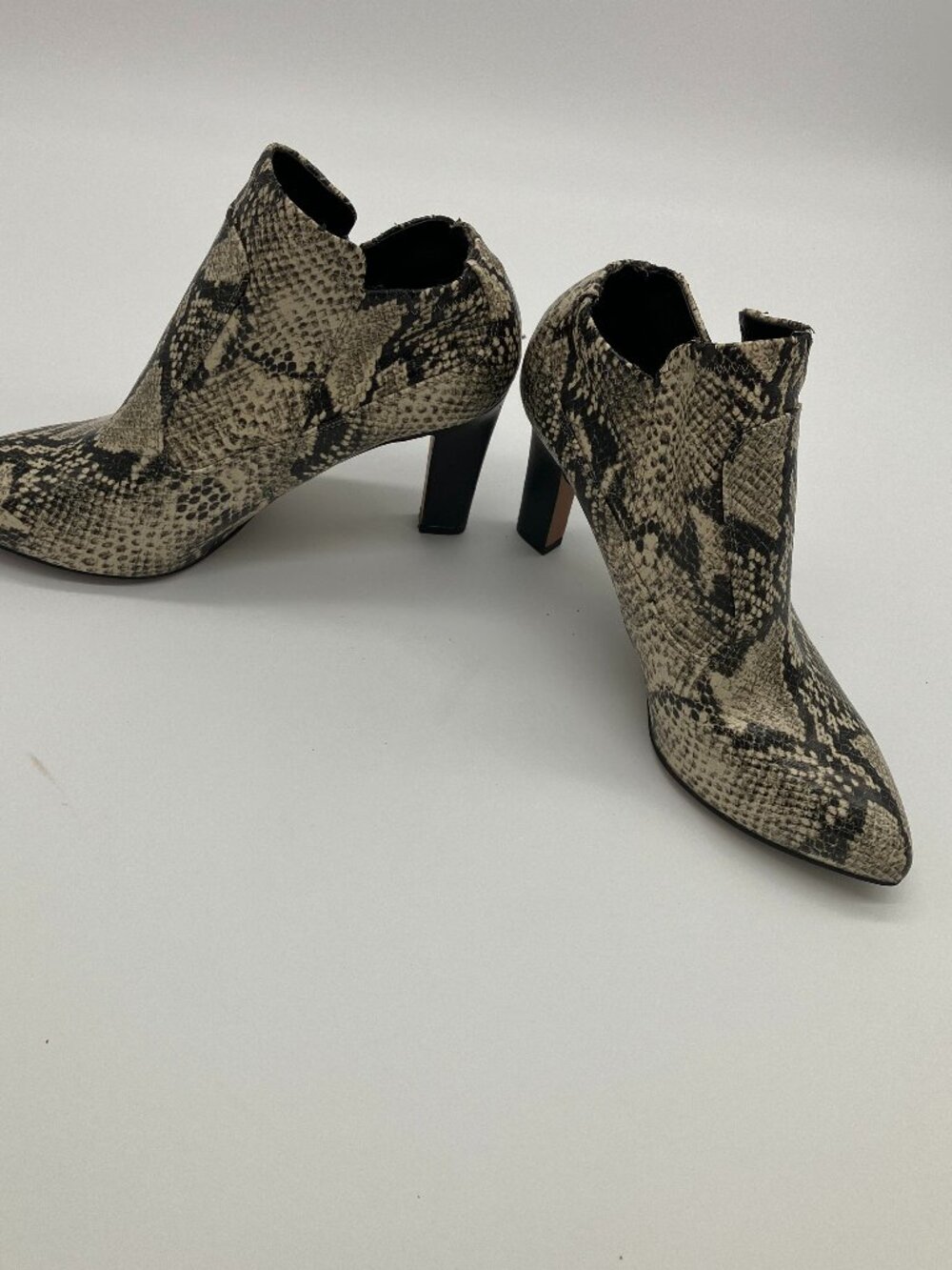 Franco Sarto Faux Alligator 3" Heel Womens Shoe Siz 7.5